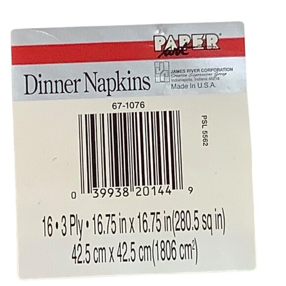 Christmas Dinner Napkins 16" X 16.75" 3 Ply Pack Of 16 Poinsettia Holiday - Picture 3 of 3